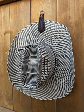 Load image into Gallery viewer, Hat Clip