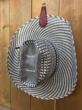 Load image into Gallery viewer, Hat Clip