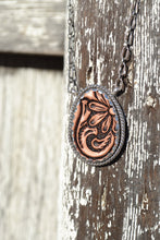 Load image into Gallery viewer, Necklace