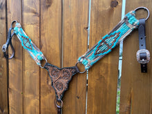 Load image into Gallery viewer, Breastcollar