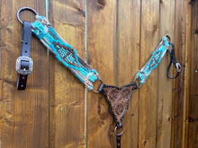 Load image into Gallery viewer, Breastcollar
