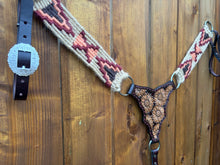 Load image into Gallery viewer, Breastcollar
